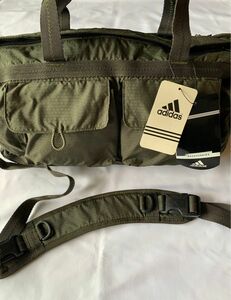 アディダス adidas ショルダーバッグ　カーキ