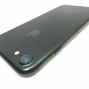 Apple iPhone7 32GB A1779 MNCE2J/A スマホ ブラック バッテリー83％ ドコモ SIMロック有り 利用判定◯ 初期化済 ジャンク扱いの画像6