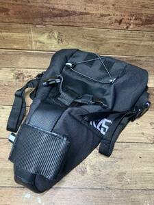 HU913 R250 saddle-bag black 