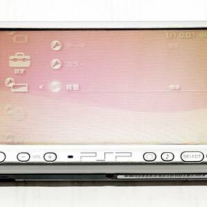 【動作確認済】SONY PSP-3000 希少純正AVケーブル 純正バッテリー 純正ACアダプターセット メモリーカード2GB ソフト3本セットの画像9