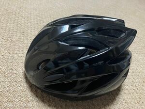 大人用　自転車　サイクル　ヘルメット　超軽量　ブラック　黒　新品　春　夏　義務化　通勤　通学　ロードバイク　クロスバイク