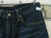 ♪服2636_P5♪ デニムハーフパンツ Levi's リーバイス 裾はチェーンステッチ W=30インチ(実測で76cm位)　股下32cm 使用感無し ～iiitomo～_画像4