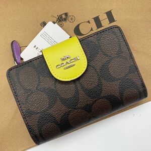 COACH 二つ折り財布　 シグネチャーキャンパスカラーブロック　アウトレット品