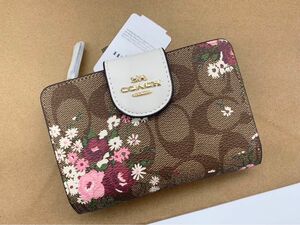 COACH 二つ折り財布　シグネチャー　花柄　フローラルピンク　アウトレット品