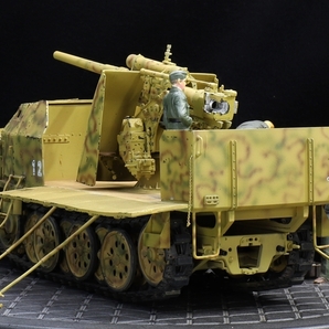 1/35 ドイツ軍 18ｔハーフトラック 88ミリ高射砲Ｆｌａｋ３７装備タイプ（砲兵フィギュア×3体セット）制作完成品の画像5