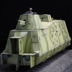 1/35 ドイツ軍 BP-42装甲列車（砲車）搭乗員フィギュア×1体セット 制作完成品（線路ベース長さ335ｍｍ）の画像2