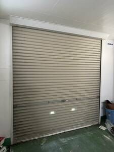 K20 manual steel made shutter small interval . width 2410. height 2500. garage garage warehouse office work place . direct 