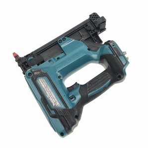 ☆中古品☆makita マキタ 18V 35mm 充電式面木釘打 FN350D 本体+フィニッシュネイル付き 88674の画像5