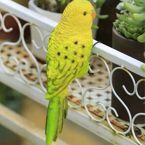 鳥の置物 セキセイインコ グリーン ガーデンオブジェ 引っ掛けオブジェ 鳥の雑貨HANAKOの画像1