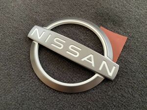 【未使用】NEW 日産 エンブレム リア NISSAN 新エンブレム 大 日産エンブレム ニッサン