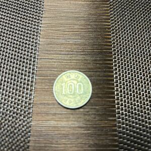 C1)昭和39年　100円