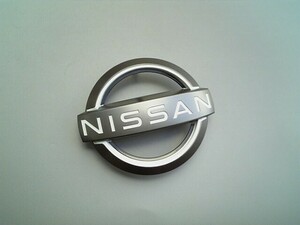 日産　純正 新 NISSANロゴ フロント CI エンブレム T32 T31 エクストレイル Z51 Z50 ムラー　A2431