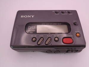 SONY Sony cassette Walkman tape recorder TCD-D7 junk control ZI-LP-12