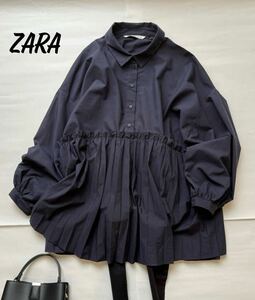 ZARA ザラ 春 大人素敵 ふっくら袖 プリーツ 切り替え プルオーパー チュニックシャツ サイズL ネイビー 軽やか オーバーサイズ 