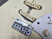 【現状品】Fender Stratocaster JVシリアル? 1983年 ストラトキャスター PU欠品有 動作未確認 ケースなし フェンダー 1円~　K0826+_画像5