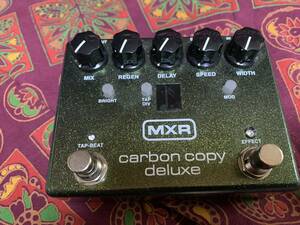 DELAY mxr carbon copy deluxe 通電　使用できます。