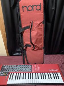 シンセサイザー　nord lead 4 ソフトケース付き