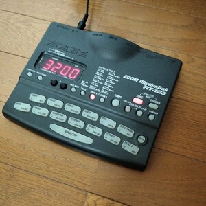 ZOOM Rhythmtrak RT-123 リズムマシン ズーム