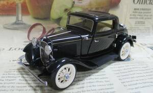 ★ Редкий из печати*Франклин Монт*1/24*1932 Ford Deouce Coupe Black
