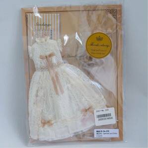 【新品未開封]】Special toy box☆ Special Lace Dress / Cream☆momoko☆アウトフィット outfit 作家様 korori s.t.b様☆27cmサイズの画像1