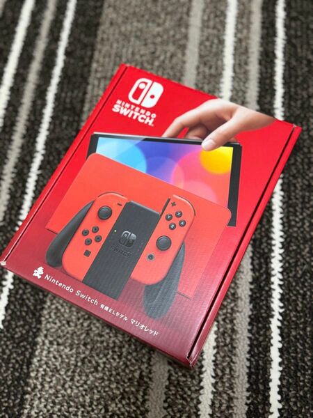 Nintendo Switch 有機ELモデル マリオレッド