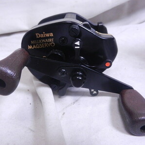 Daiwa ダイワ ミリオネア・マグサーボ SS-20AC SHIMANO シマノ スコーピオン クイックFR Abu Garcia アブガルシア S3000C リール3個セットの画像3