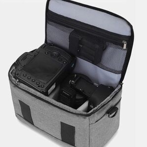 グレー 灰色 写真 旅行 カメラバッグ 一眼レフ 収納バッグ グレー 厚手 仕切り 収納の画像1