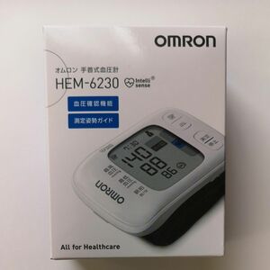 【新品未使用！】オムロン手首式血圧計 HEM-6230