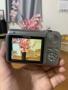 FUJIFILM カメラ Finepix A610