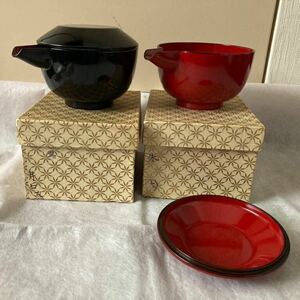 ☆新品 蓋つき片口　漆器　朱 黒 漆塗り 片口小鉢　2客セット　椀