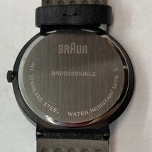 284-0279 BRAUN 腕時計 革ベルト ブラック 電池切れ 動作未確認_画像2
