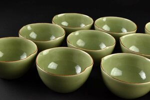 【蔵c8384a】青磁　宮永東山　桃型茶碗　向付　小鉢　十客