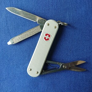 VICTORINOX(ビクトリノックス)クラシック SD ALOX (591)