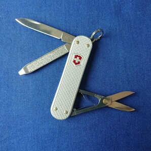 VICTORINOX(ビクトリノックス)クラシック SD ALOX (589)の画像1