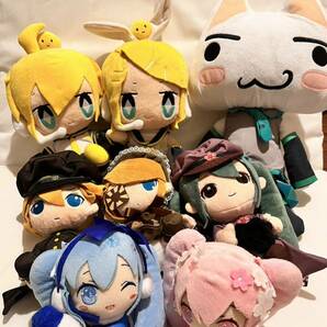 ボーカロイド ぬいぐるみ8体まとめ 初音ミク 鏡音リン 鏡音レン 千本桜 どこでもいっしょ 雪ミク 桜ミクの画像1