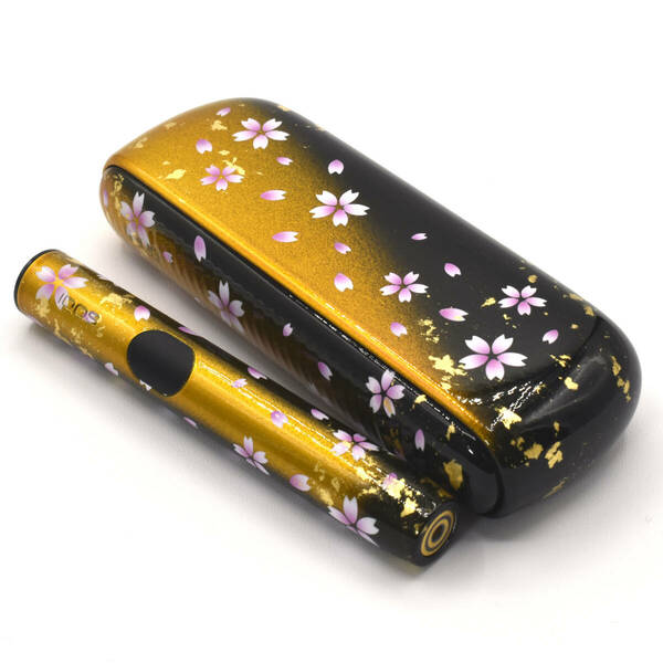 新型　最新　IQOS ILUMAi　カスタムペイント　桜柄　ゴールドブラック　アイコス　イルマアイ 本体　付属品箱付き　送料無料
