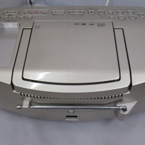 #60035【中古品】東芝 TOSHIBA AM/FM ラジオ CD SD USB カセット TY-CDX9 オーディオ機器 リモコンの画像6