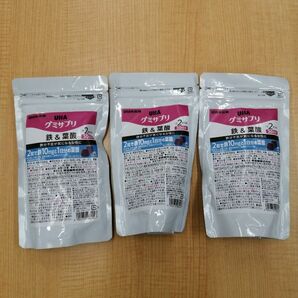 UHA味覚糖 グミサプリ 鉄&葉酸 30日分 （60粒） アサイーミックス味