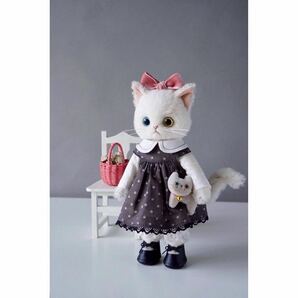 オッドアイ白猫ちゃんと小さなオッドアイネコちゃん着せかえセット 猫ぬいぐるみ parico doll の画像4