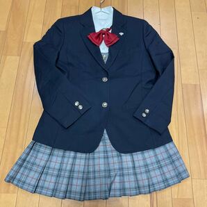 8 8 コスプレ衣装 冬 制服 上下セット 校章付きブレザー リボン付きブラウス ベスト ニットベスト スカート セーター 名経大高蔵の画像2