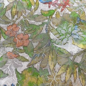 KIRUKIRU リサイクル 着物 身丈150.5cm 薄茶地にボタニカル柄 植物 花柄 モダン レトロ 着付け 和装 カジュアル 小紋の画像7