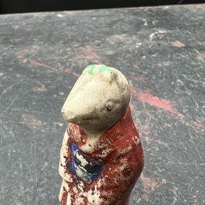 蔵出し品 郷土玩具 スズメの花嫁 雀の人形 陶器 白磁人形 土人形 当時物 の画像4