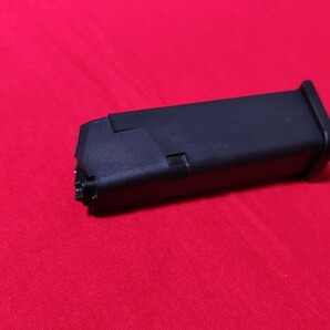 美品 実物 GLOCK19 マガジン グロック19 ポリマー スチール 9mm 15連 G19 タナカ の画像3