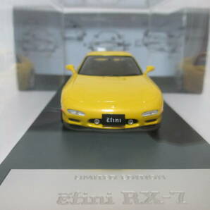 マツダ100周年記念限定 マツダRX-7（FD3S) 1/43の画像3