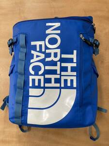 ノースフェイス　THE NORTHFACE 　リュック　ボックス型　デイバッグ　バック　かばん　新入生　中学　高校　３０L　ブルー