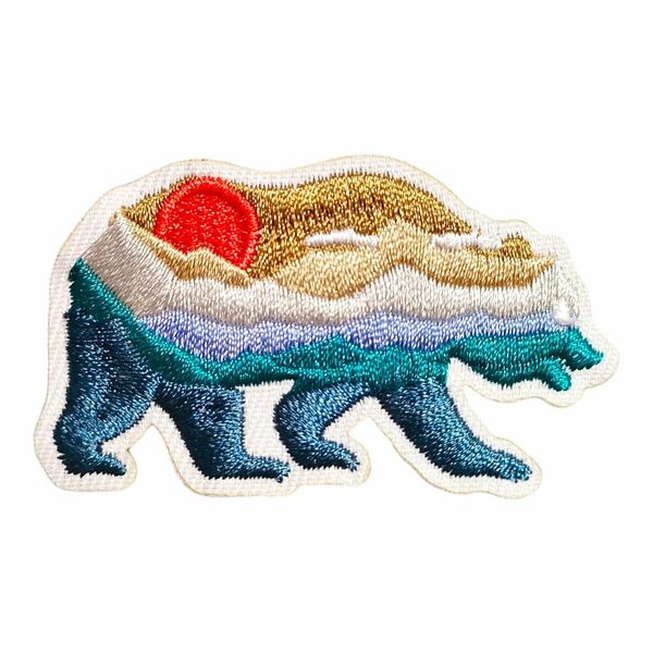 Y-66【 アイロンワッペン 】 刺繍ワッペン アップリケ リメイク 山 マウンテン MOUNTAIN 熊 クマ bear ベアー