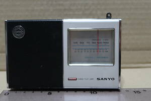 サンヨー SANYO★カドニカ　CADNICA ラジオ　7C-R30 昭和レトロ　Made In Japan　　　 