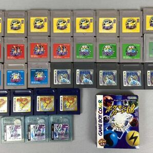 D4上A6 任天堂 Nintendo GAMEBOY ゲームボーイ Pokemon ポケモン ポケットモンスター カセット 32点 まとめ 赤緑青 ピカチュウ 金銀 の画像1