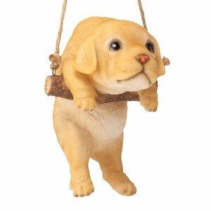 止まり木にぶら下がっているラブラドールレトリバーの子犬の彫像吊り下げられたラブ彫刻カワイイ置物装飾輸入品