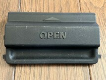 ▲OPEN(オープン)　プラスチック　ABS　樹脂　製　詳細不明　蓋　フタ　カバー　横8.9cm　高4.5cm　16g　ブラック、黒　送料無料_画像1